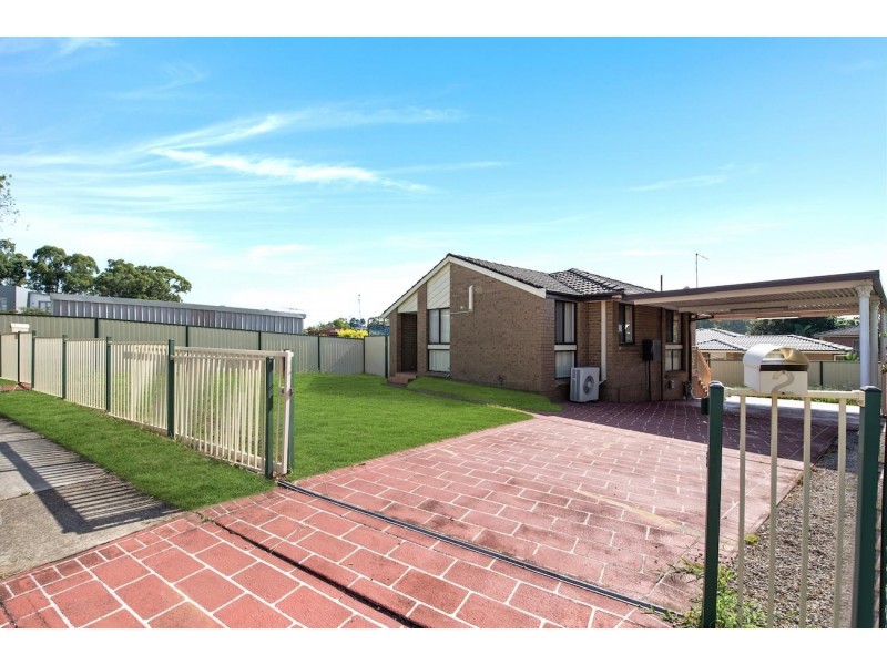 2 Kokoda Place, Bossley Park NSW 2176