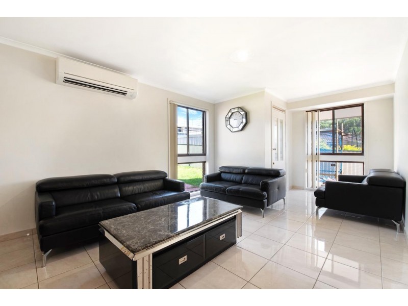 2 Kokoda Place, Bossley Park NSW 2176