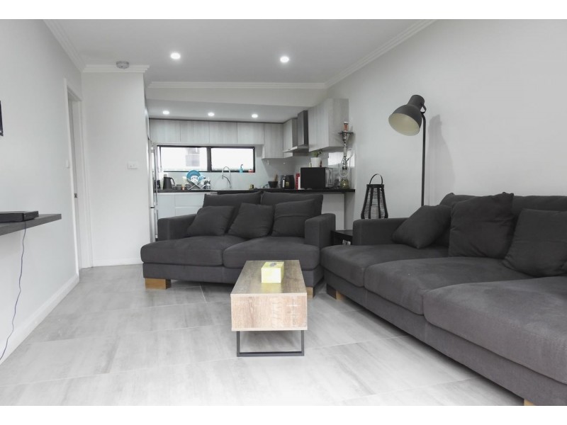 868A The Horsley Drive, Smithfield NSW 2164