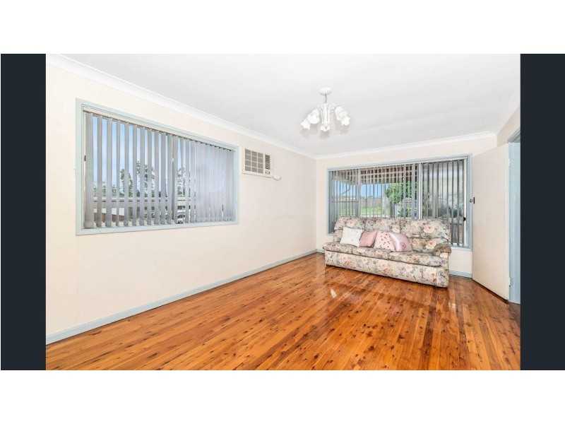 83 King Road, Fairfield West NSW 2165