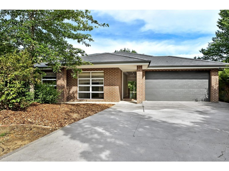 12 Denham  Close, Moss Vale NSW 2577