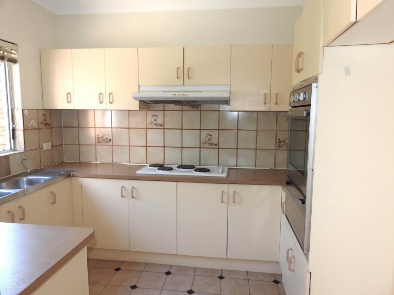 3/58 Sackville Street, Fairfield NSW 2165