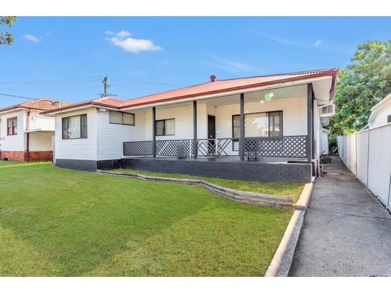 49 Coleraine Street, Fairfield NSW 2165