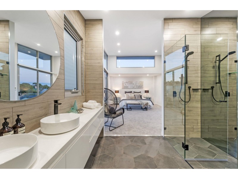 2B Liberty  Street, Stanmore NSW 2048