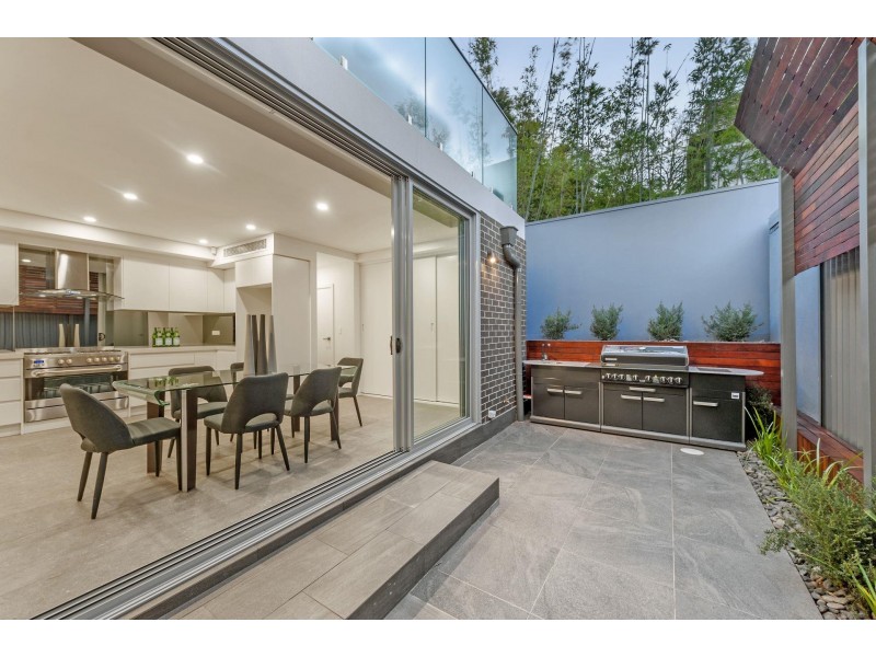 2B Liberty  Street, Stanmore NSW 2048