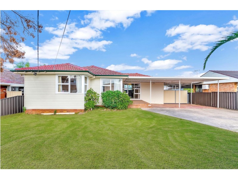 17 Tyrell Crescent, Fairfield West NSW 2165