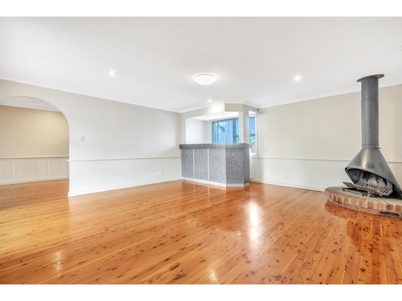 17 Tyrell Crescent, Fairfield West NSW 2165