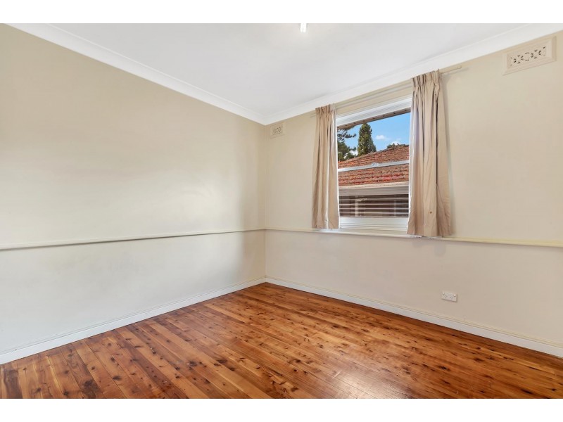 17 Tyrell Crescent, Fairfield West NSW 2165