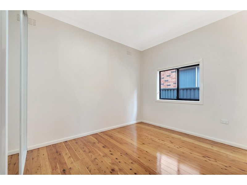 10 Duke Street, Canley Heights NSW 2166