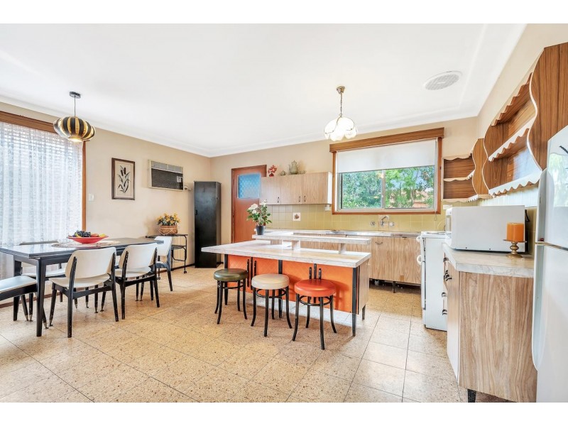 26 Kimberley Crescent, Fairfield NSW 2165