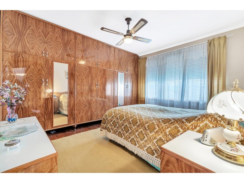 26 Kimberley Crescent, Fairfield NSW 2165