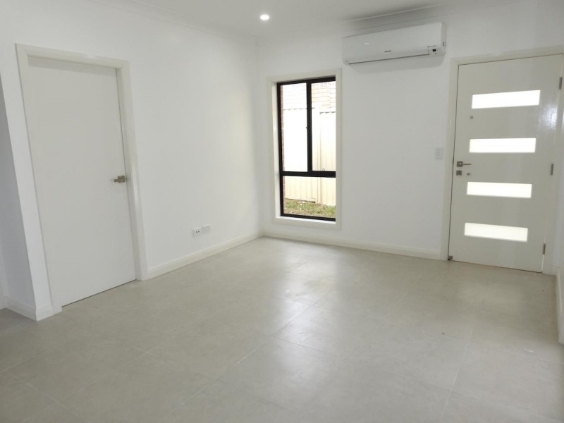 Fairfield West NSW 2165