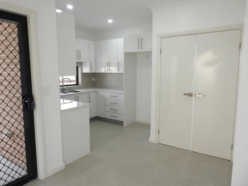 Fairfield West NSW 2165