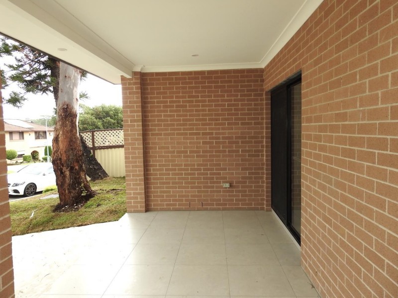 Fairfield West NSW 2165