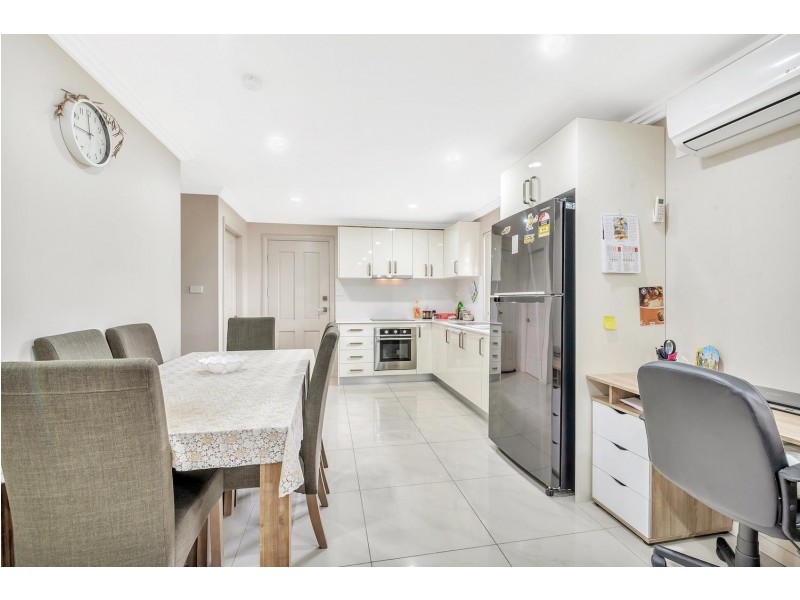 84 Falcon Circuit, Green Valley NSW 2168