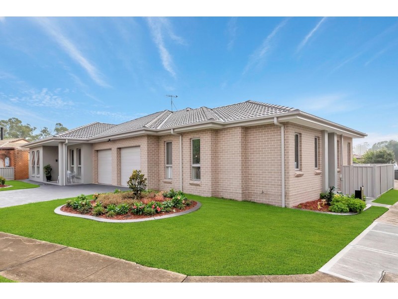 10 Galloway Street, Bossley Park NSW 2176