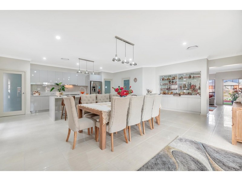 10 Galloway Street, Bossley Park NSW 2176