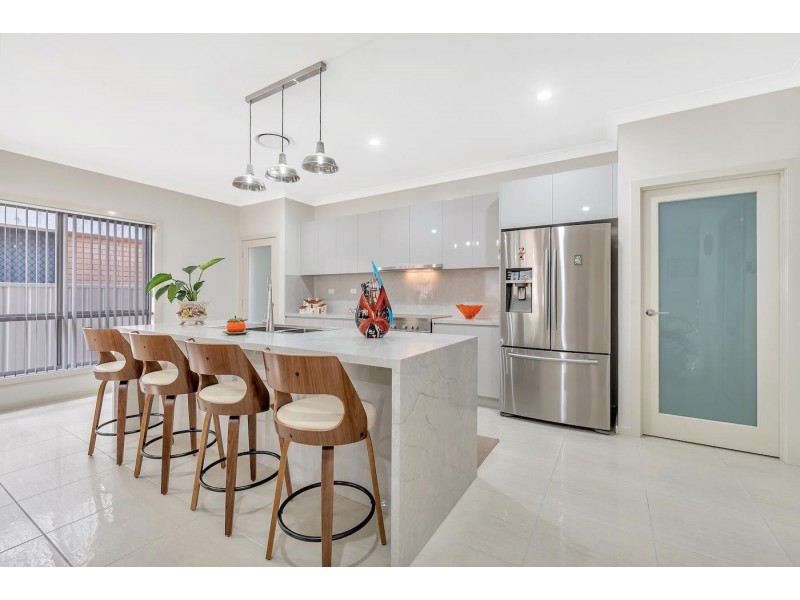 10 Galloway Street, Bossley Park NSW 2176