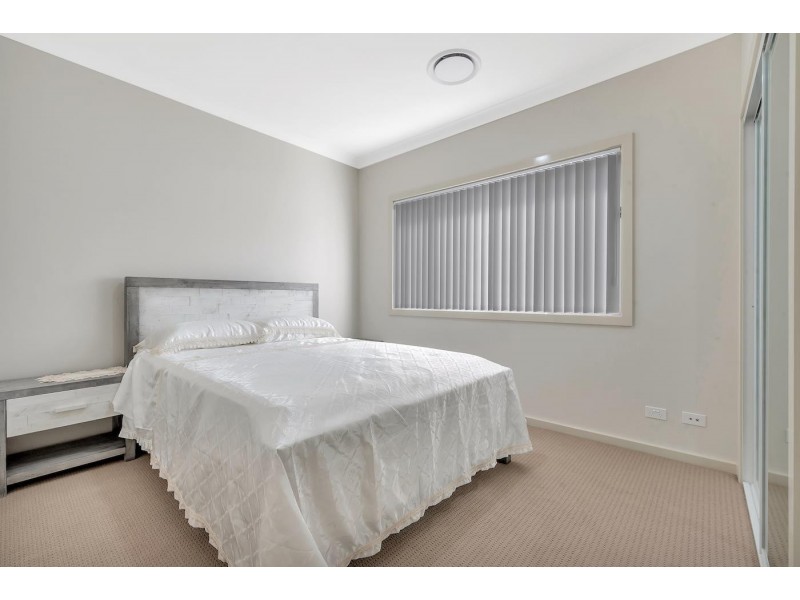 10 Galloway Street, Bossley Park NSW 2176