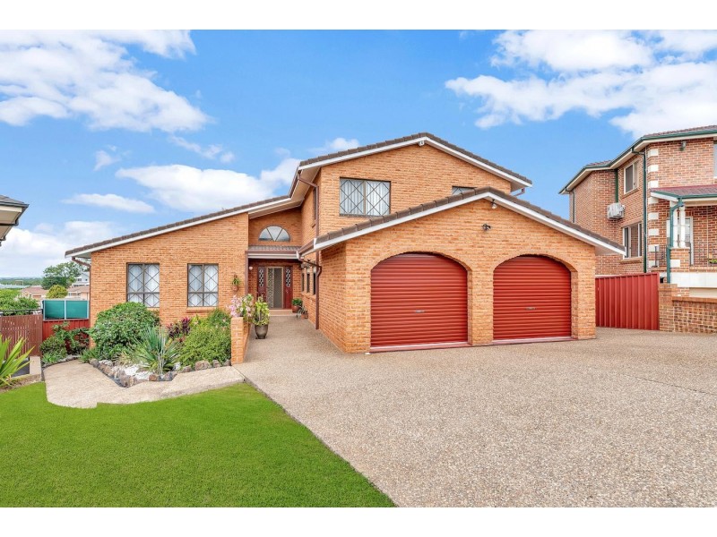 3 Blackwood  Close, Bossley Park NSW 2176