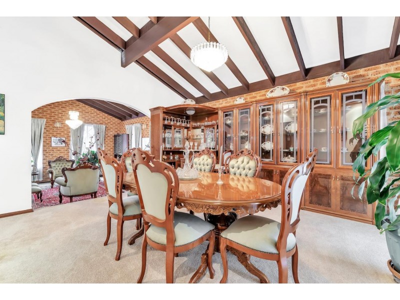 3 Blackwood  Close, Bossley Park NSW 2176