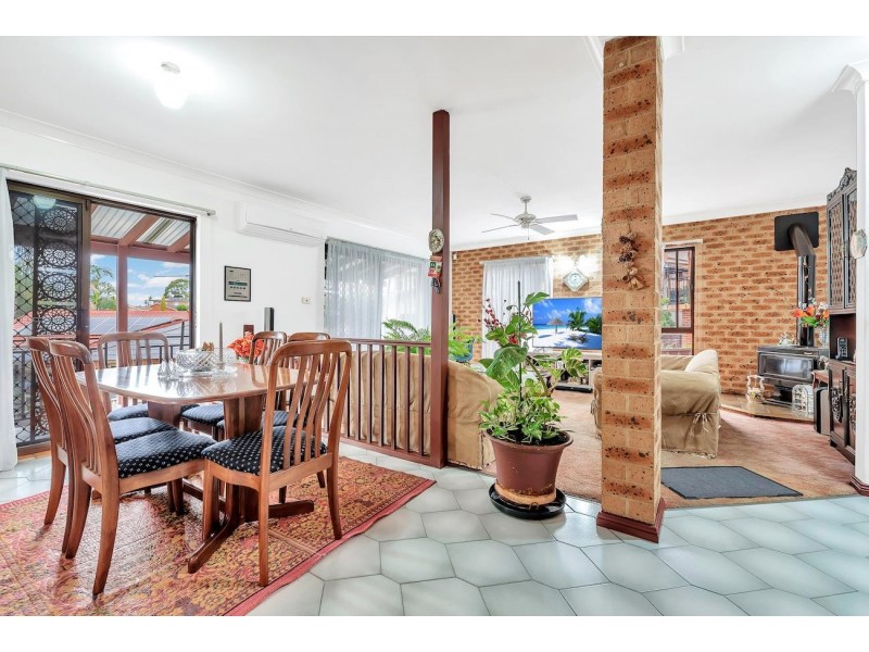 3 Blackwood  Close, Bossley Park NSW 2176