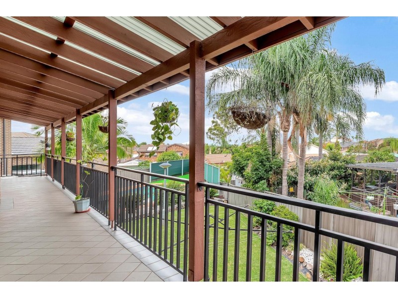 3 Blackwood  Close, Bossley Park NSW 2176