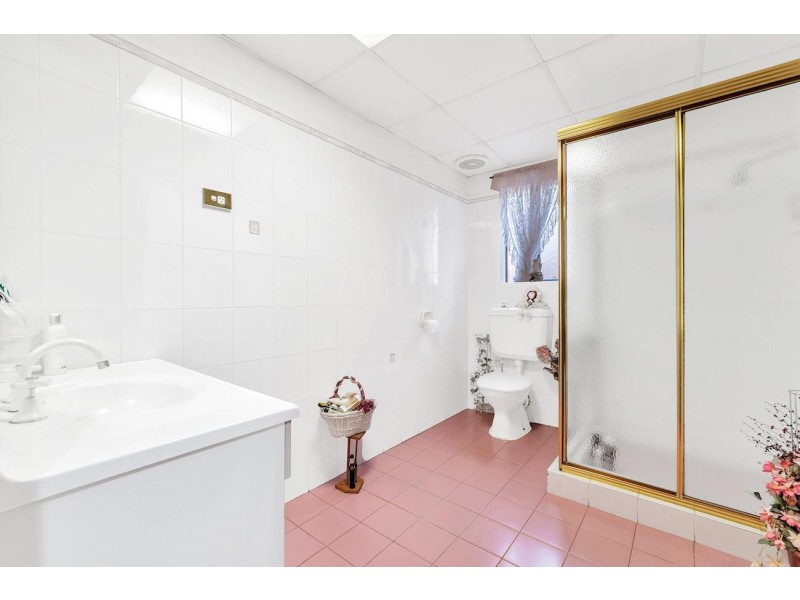 3 Blackwood  Close, Bossley Park NSW 2176