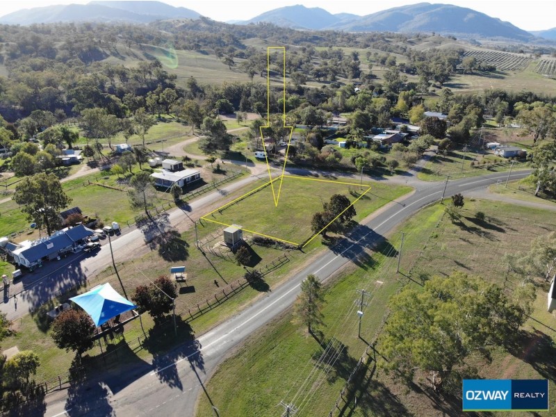 5 Church Street, Gundy NSW 2337
