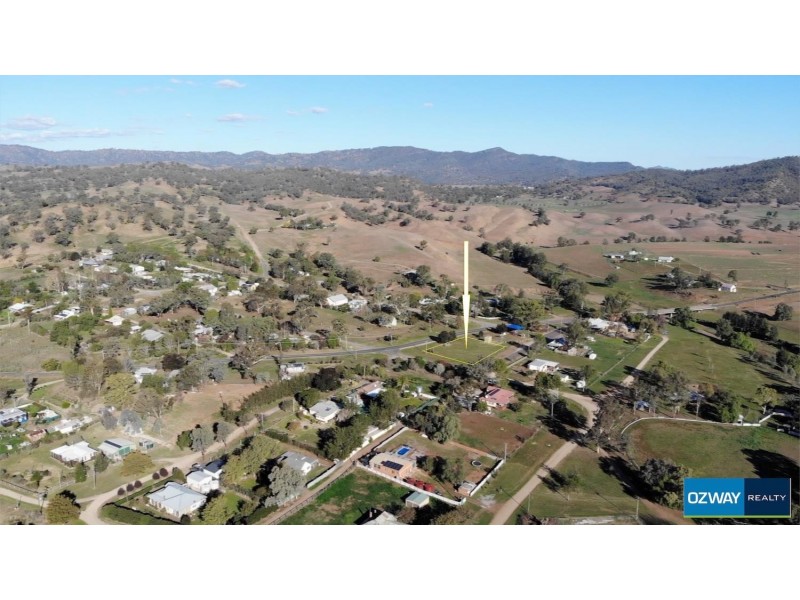 5 Church Street, Gundy NSW 2337