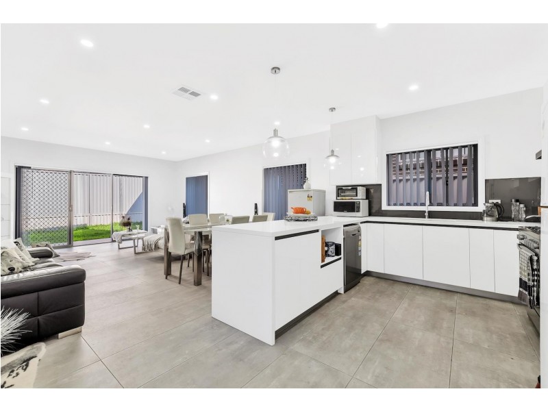 42 Evans Street, Fairfield Heights NSW 2165