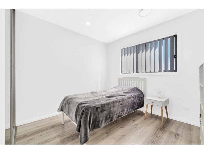 42 Evans Street, Fairfield Heights NSW 2165