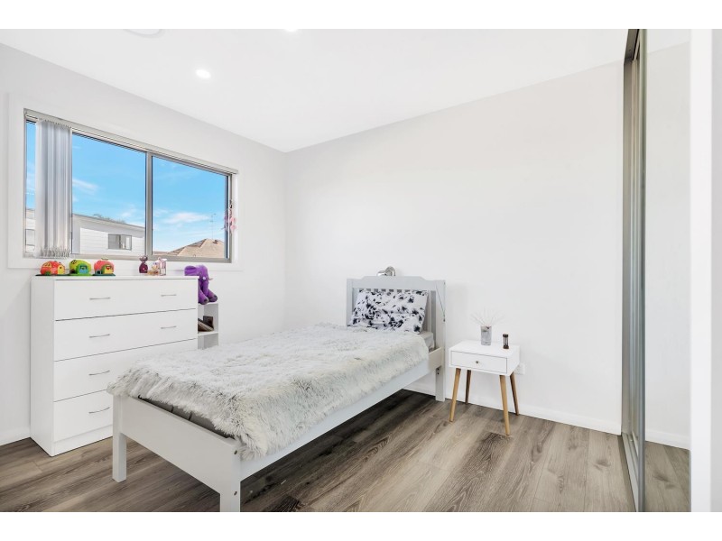 42 Evans Street, Fairfield Heights NSW 2165