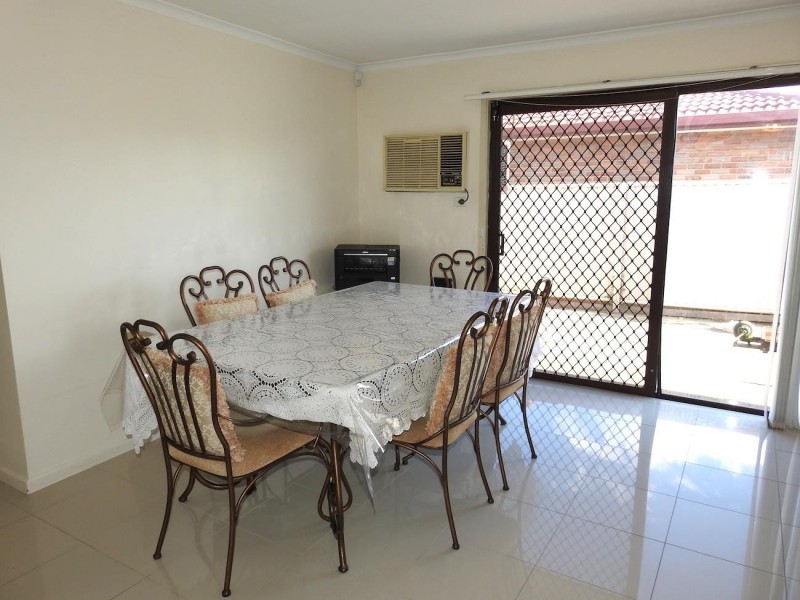 35 Ironside Street, St Johns Park NSW 2176