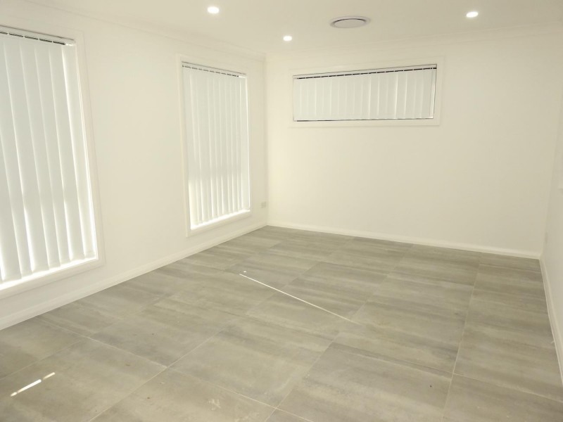 5 Alt Street, Smithfield NSW 2164