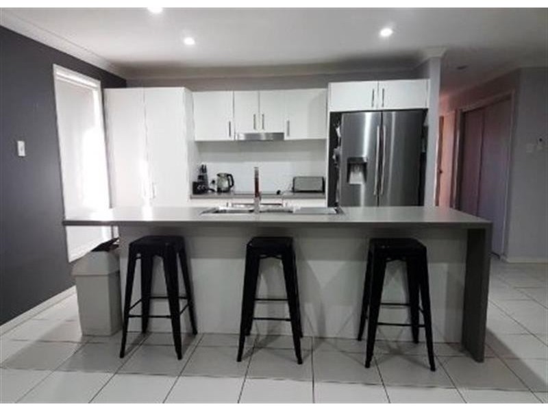 15 Darug Avenue, Glenmore Park NSW 2745