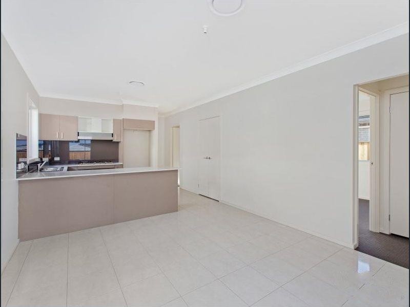 36 Summerland Crescent, Colebee NSW 2761