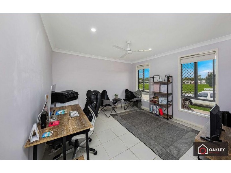 15 Darug Avenue, Glenmore Park NSW 2745