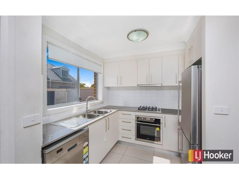 2/77 Australia Street, St Marys NSW 2760