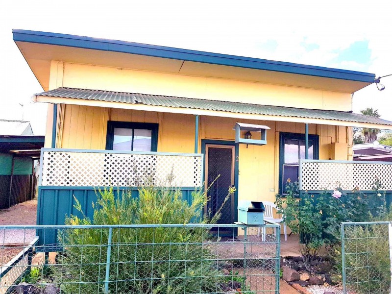 2 New Street, Wellington NSW 2820