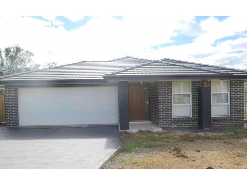 3 Tess Circuit, Oran Park NSW 2570