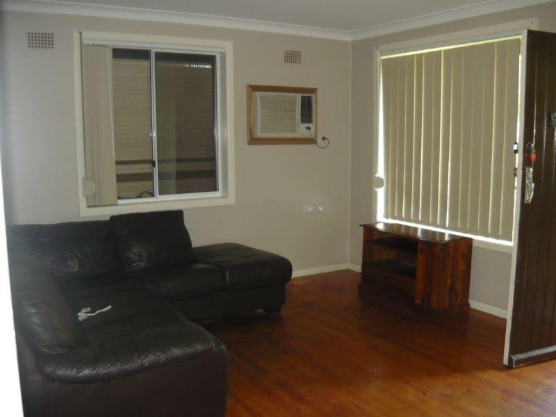 18 Waikanda Street, Whalan NSW 2770