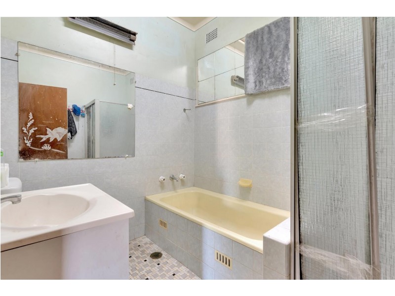 38A Neville Street, Smithfield NSW 2164