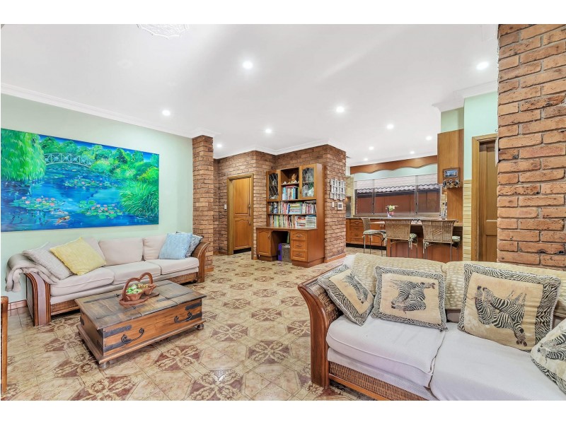 128 Station Street, Fairfield Heights NSW 2165