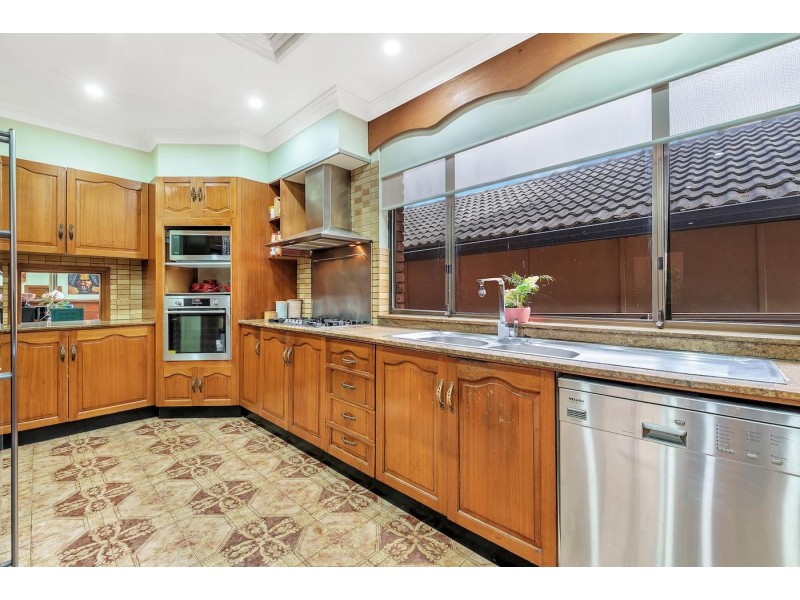 128 Station Street, Fairfield Heights NSW 2165