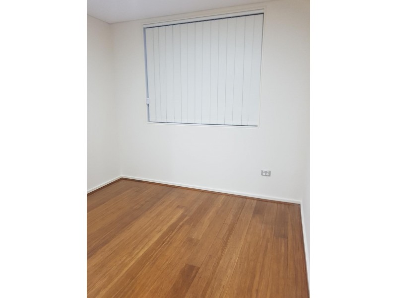 6/232 Targo  Road, Toongabbie NSW 2146