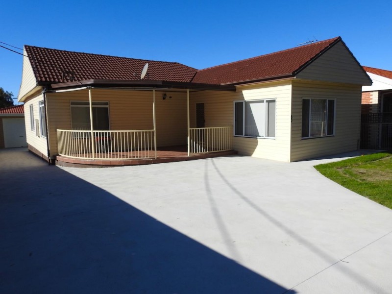 Fairfield West NSW 2165