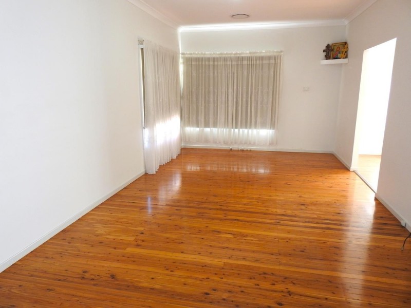 Fairfield West NSW 2165