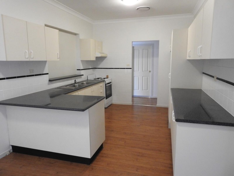 Fairfield West NSW 2165