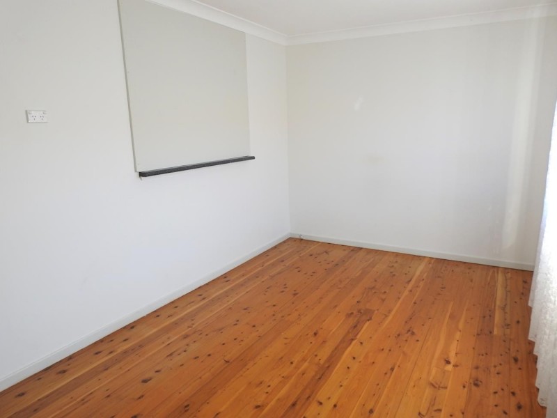 Fairfield West NSW 2165